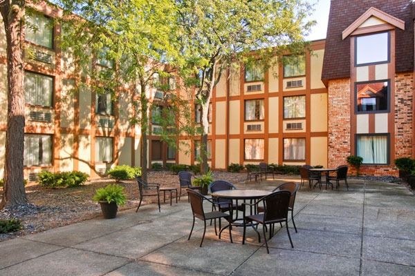 Hotel Courtyard By Marriott Toledo West Exterior foto